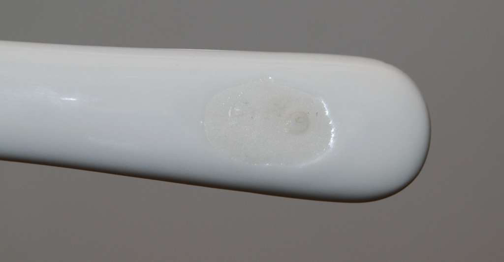 Andrea by Sadek Porcelain Cake Lifter