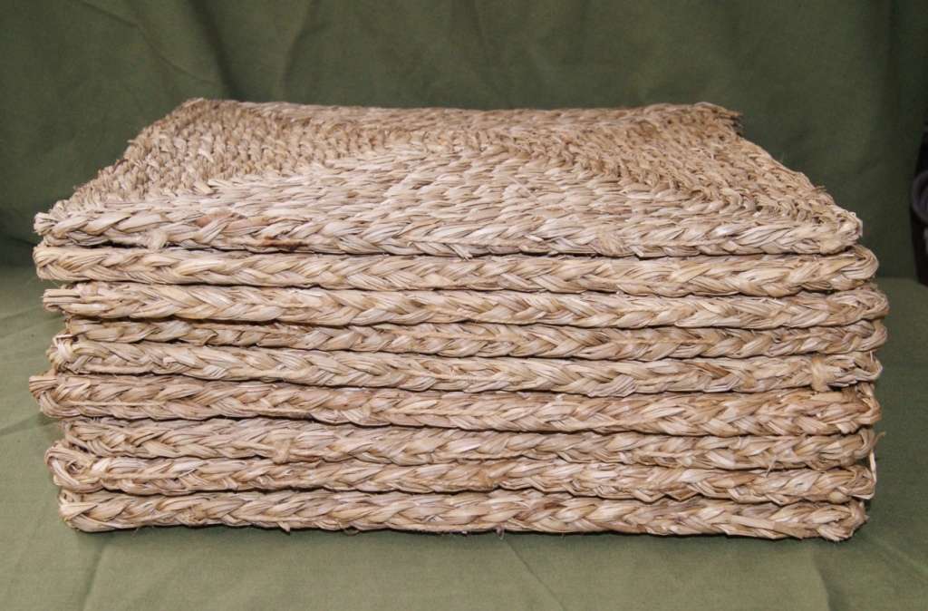 Set of 9 Woven Place Mats