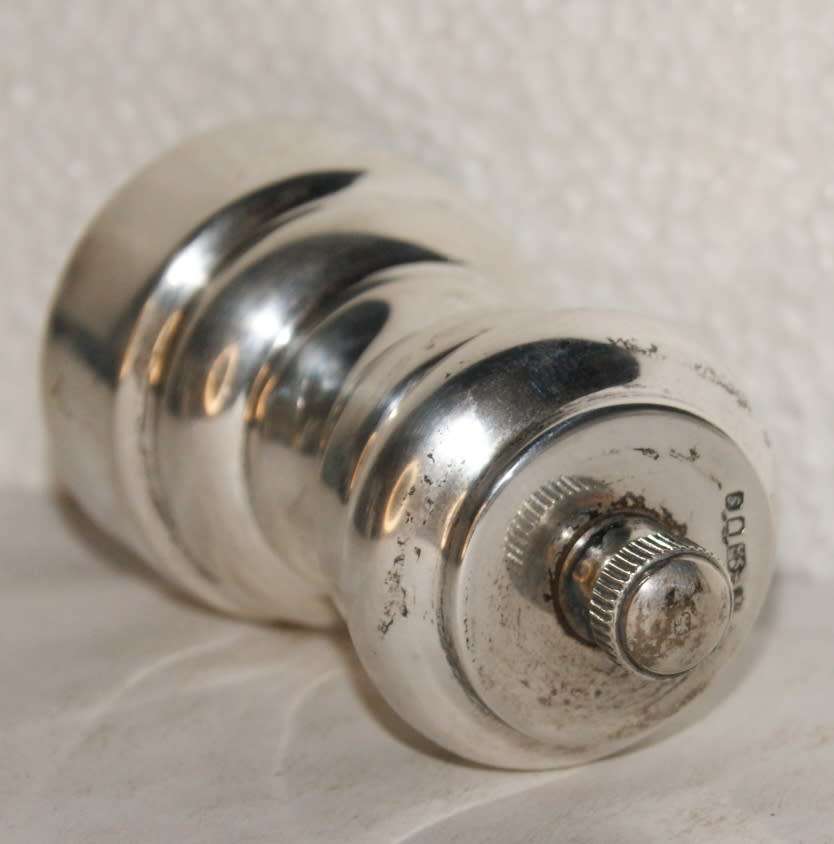 Hallmarked Silver London 1981 Pepper Grinder @@ CCRRAAZZYY R1 START