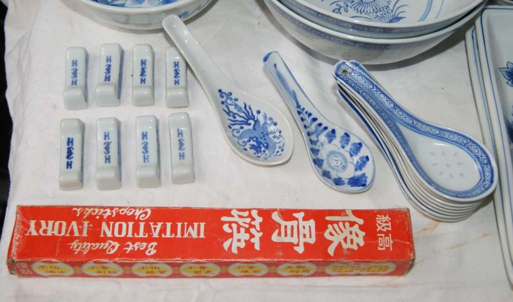 39 Piece Chinese Porcelain Dinner Service 8 Place settings, Box of Vintage Chopsticks, Bamboo Skewer