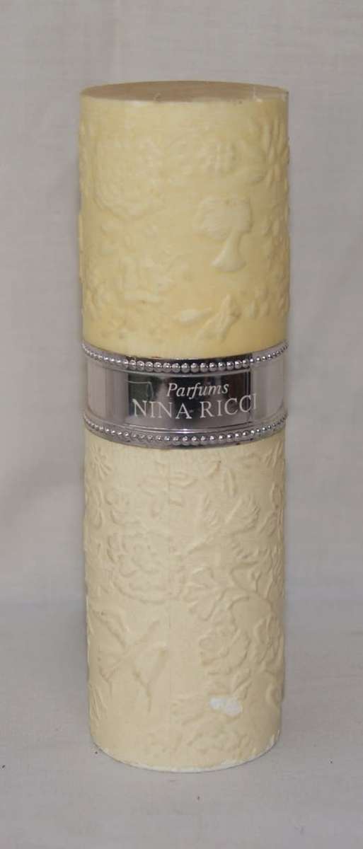 Nina Ricci `L`Air du Temps` Spray Bottle