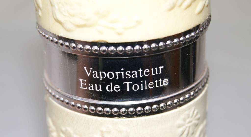 Nina Ricci `L`Air du Temps` Spray Bottle