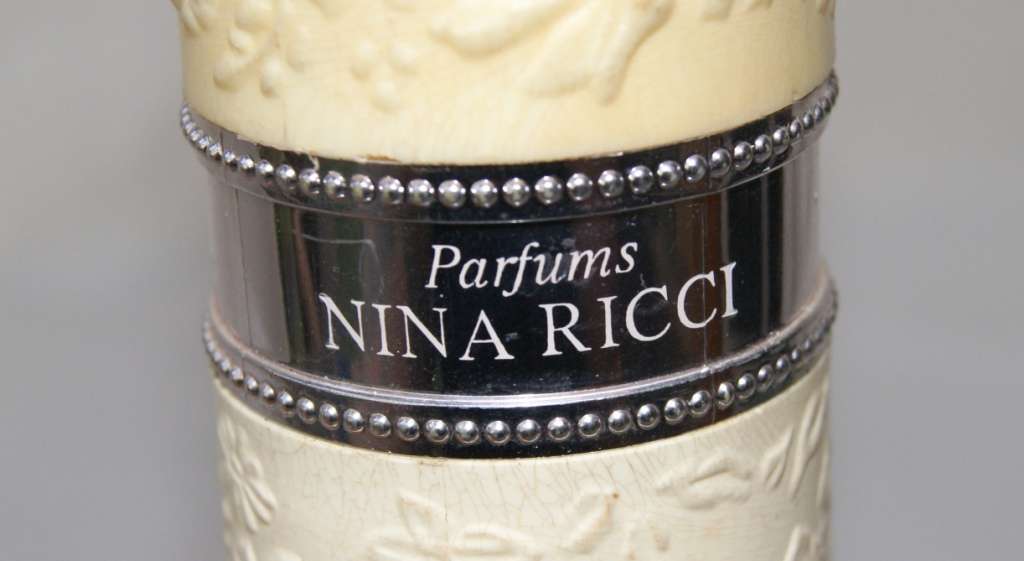 Nina Ricci `L`Air du Temps` Spray Bottle