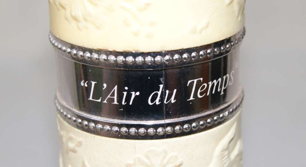 Nina Ricci `L`Air du Temps` Spray Bottle