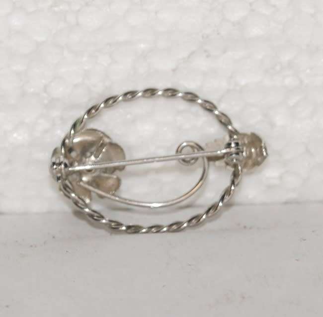 Vintage Costume Jewellery Rose Brooch @@@ CCCRRRAAAZZZYYY R1 START