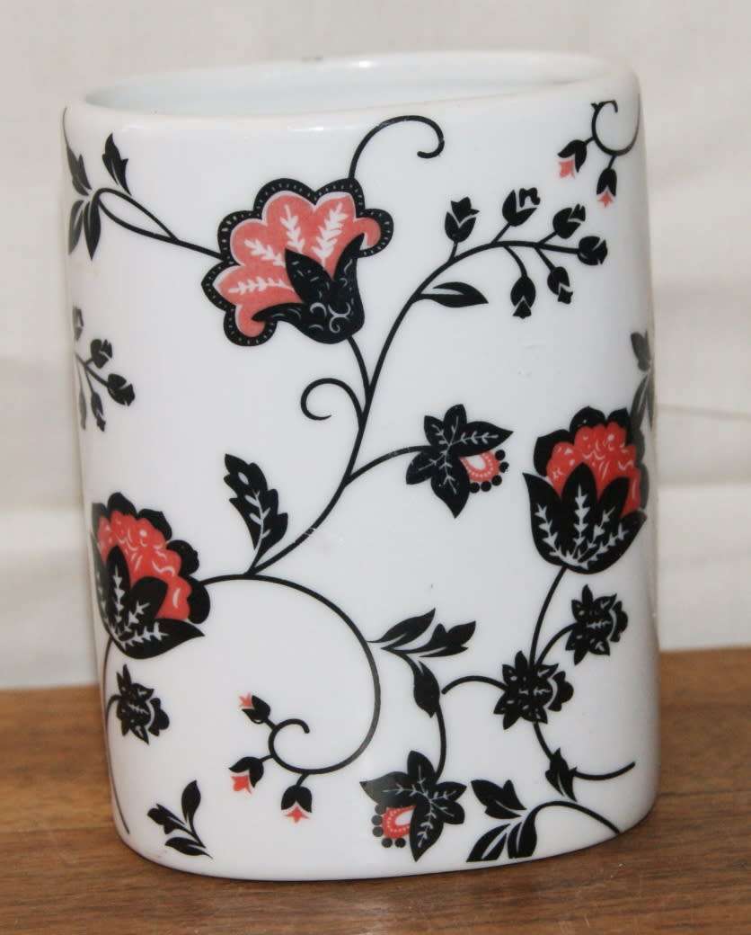 Ceramic Vase/ Toothbrush Holder