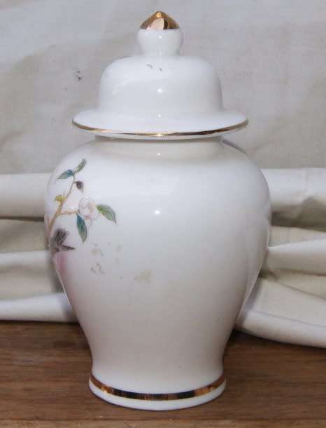 Kakesu Collection Japan Ginger Jar