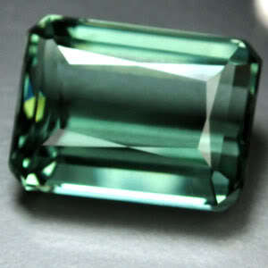20.95ct OCTAGON GREEN AMETHYST