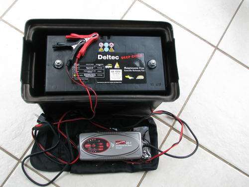 Deltec 12V 105AH Deep Cycle Battery & Benton BX2 Intelligent Charger