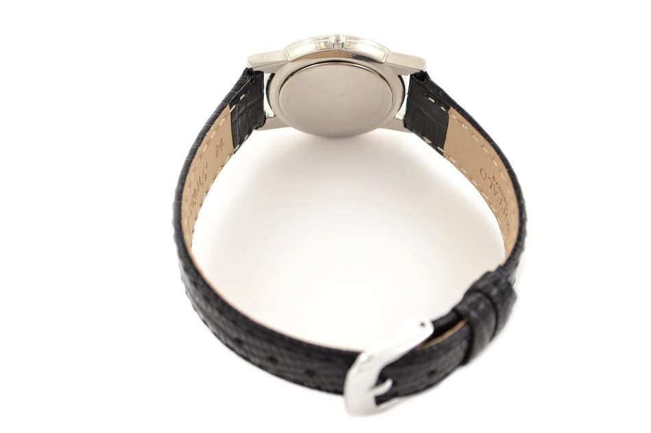 Vintage Movado Museum Stainless Steel Quartz Petite Ladies Watch 1119