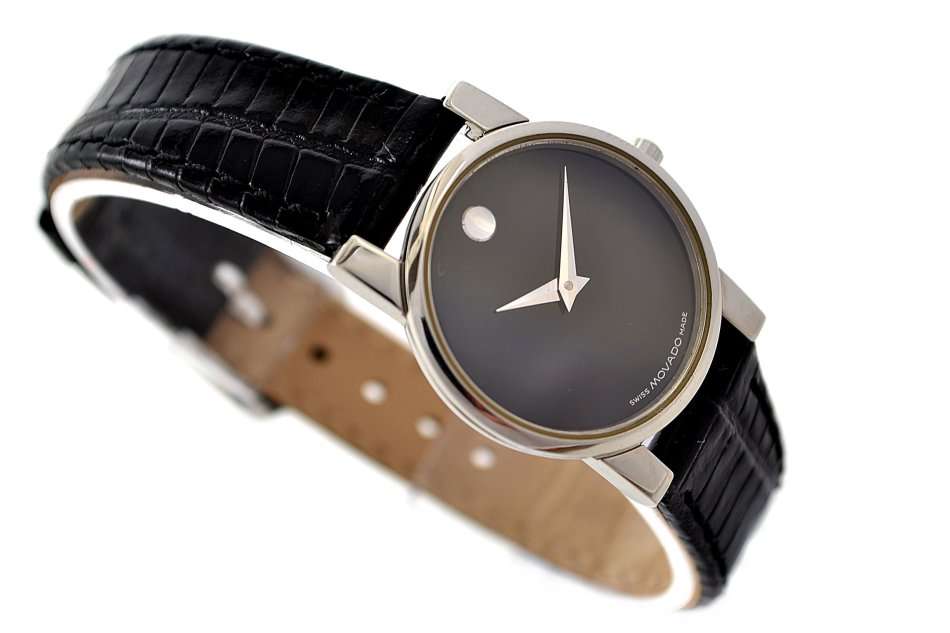 Vintage Movado Museum Stainless Steel Quartz Petite Ladies Watch 1119