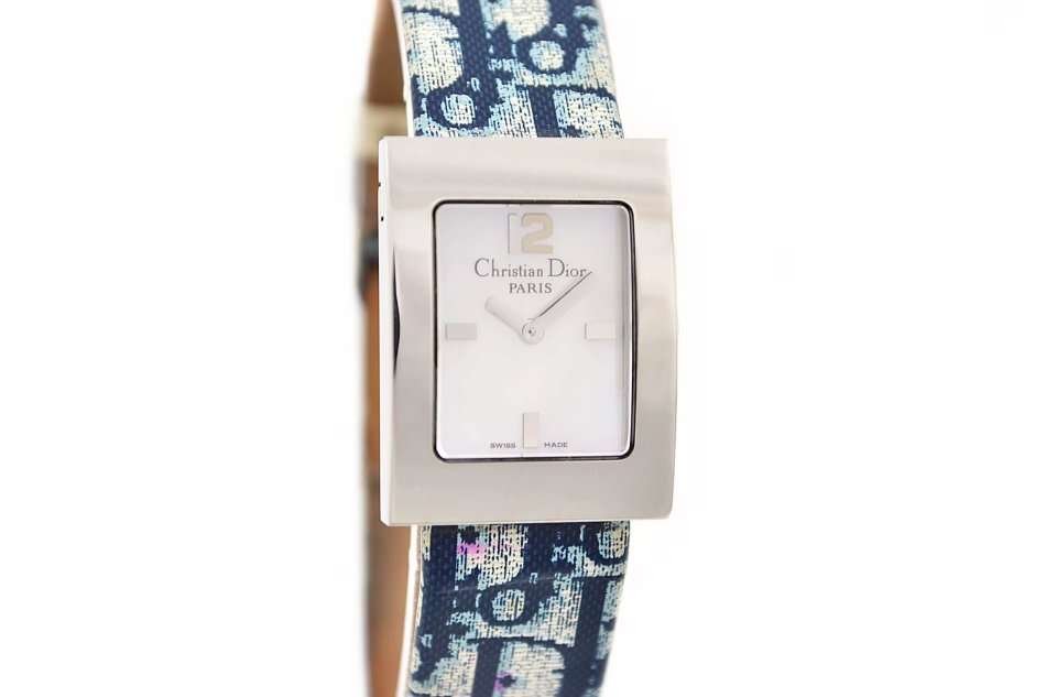 Vintage Christian Dior D78-109 Stainless Steel Ladies Quartz Watch 1504