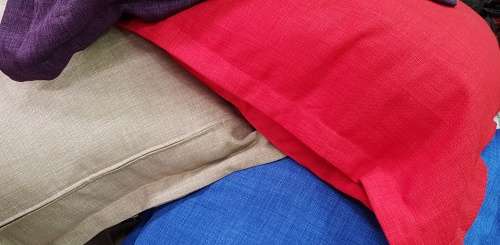 Large Cushions with Linen Cover (Red)