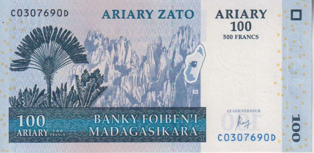 Madagascar 100 Ariary P 86b 2004 UNC