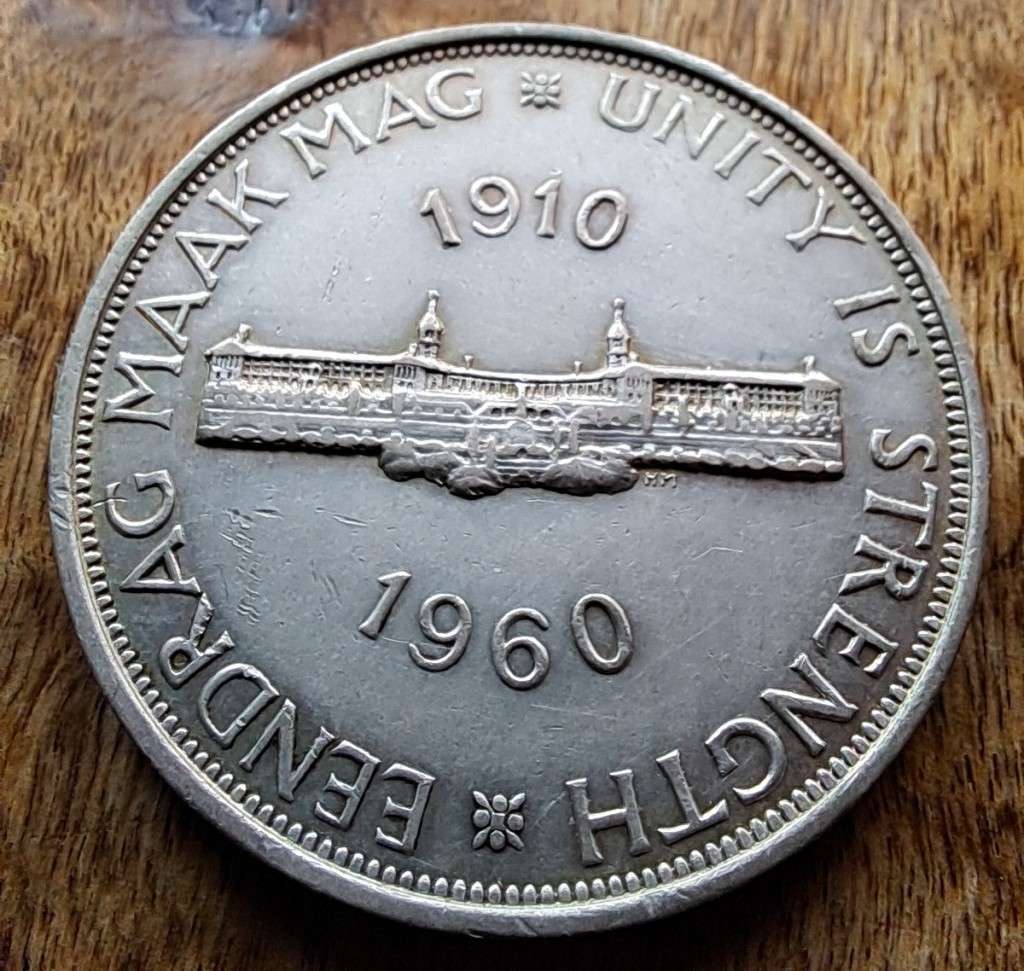 UNION OF SOUTH AFRICA - 1960 5 SHILLINGS - SILVER - UNION BUILDING - see scan
