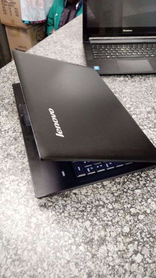 Lenovo B560