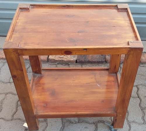 1970'S WOODEN SERVING TROLLEY ON WHEELS IN GOOD CONDITION