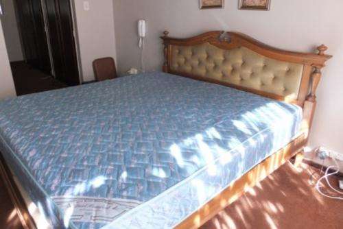 Bedroom King Size base in solid Oak - Retro Vintage 1970's... with  mattress and Headboard