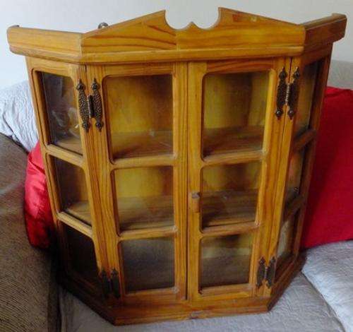 R E D U C E D   DISPLAY CABINET OREGON WITH SHELVES AND GLASS AND WOOD DOORS IN PERFECT CONDITION