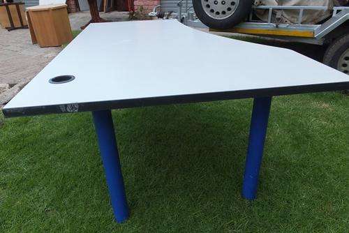 OFFICE DESK WITH SEPARATE CREDENZA INCLUDED IN PRICE WITH ADJUSTABLE LEGS IN GOOD CONDITION