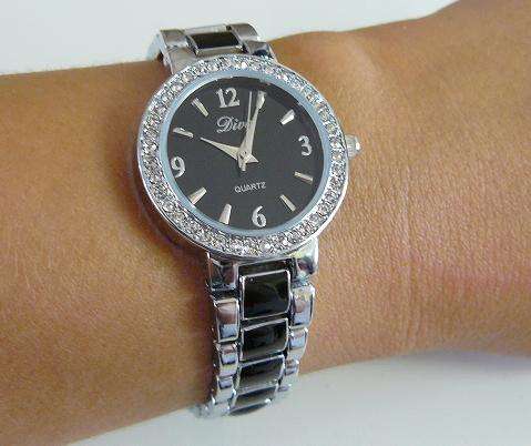 SILVER AND black QUARTZ WATCH - STUNNING!