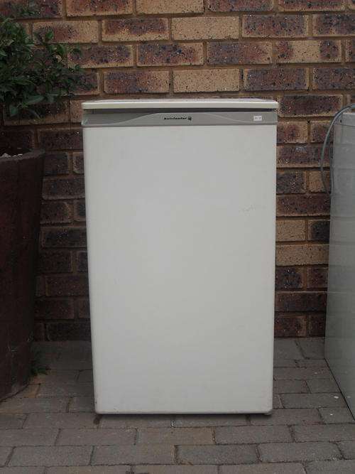 Kelvinator Bar Fridge