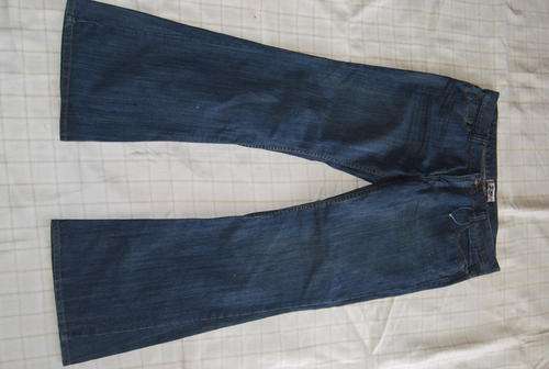 WOMENS JEANS