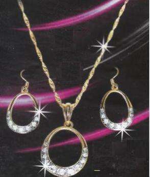 START VALENTINES SHOPPING ! EXCLUSIVE IMPORTED AKI DESIGNER FUSED 18ct  GOLD JEWELLERY SET