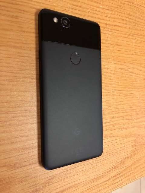 Google Pixel 2 Just Black 128GB Mint Condition with 2 cases - BARGAIN!!!