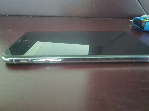 Iphone XS 256GB (Please read)