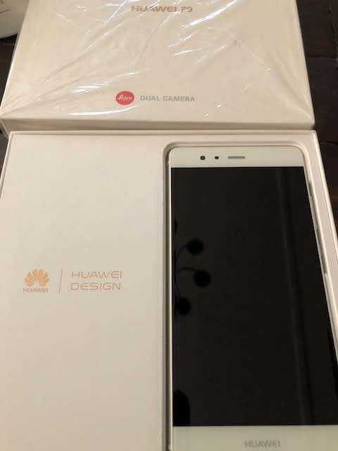 Huawei P9 Silver SPOTLESS
