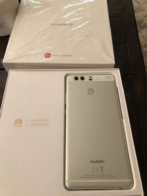 Huawei P9 Silver SPOTLESS