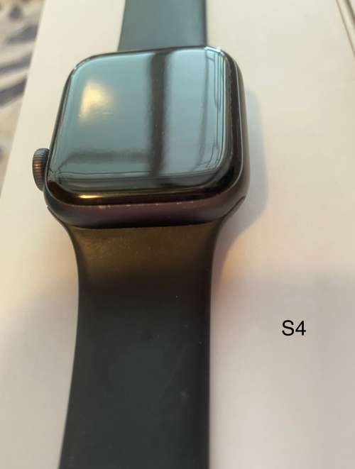 Apple Watch Series 4 40mm Space Grey