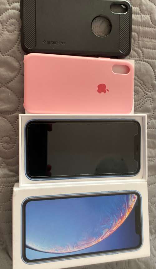 Iphone XR 64GB Blue Spotlesss