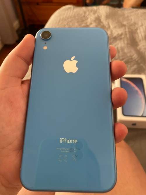 Iphone XR 64GB Blue Spotlesss