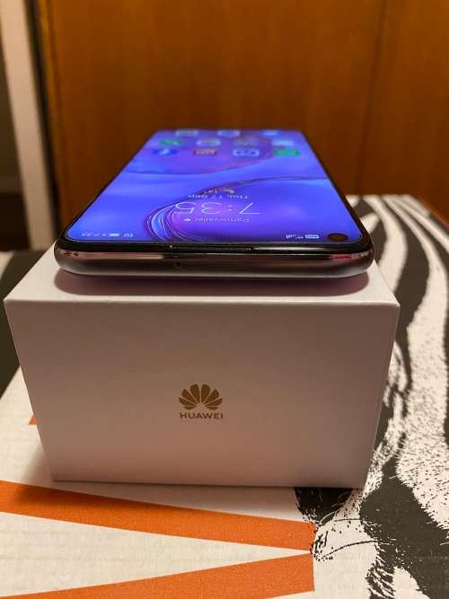 Huawei p40 Lite Sakura Pink Basically New!