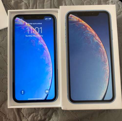 Iphone XR 64GB Blue Spotlesss