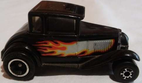 Matchbox - Ford - Made In Macau - (+- 7.5x4x3.5cm High)