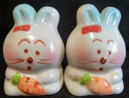 Small Porcelain Bunny Shape Salt & Pepper Shaker