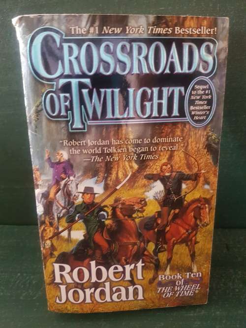 Crossroads of Twilight - Robert Jordan
