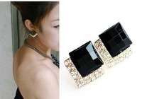 HOT SELLING TEMPERAMENT LUXURY FASHION BLACK RHINESTONE CRYSTAL SQUARE EAR STUDS