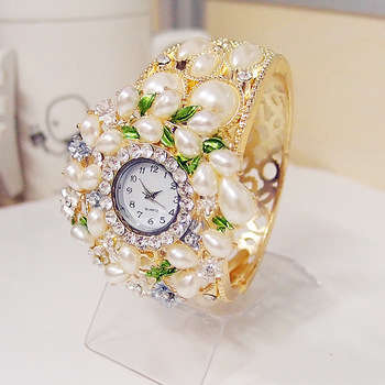 VINTAGE STYLE PEARL LADIES BANGLE WATCH