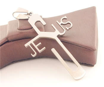 STAINLESS STEEL "JESUS'' PENDANT AND CHAIN !