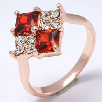 18 KT ROSE GOLD FILLED CUBIC ZIRCON LADIES RING SIZE 11