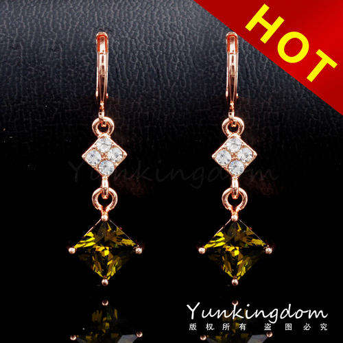 18 KT ROSE GOLD PLATED GREEN DANGLE EAR RINGS