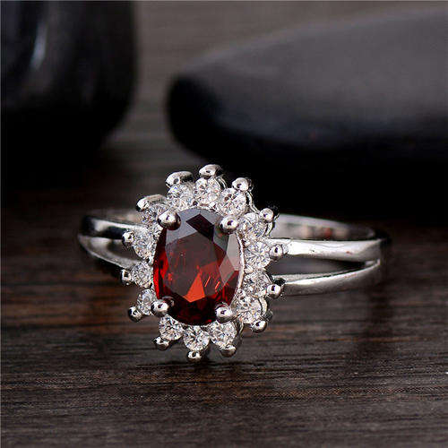 925 SILVER PLATED CUBIC ZIRCONA RING SIZE 9