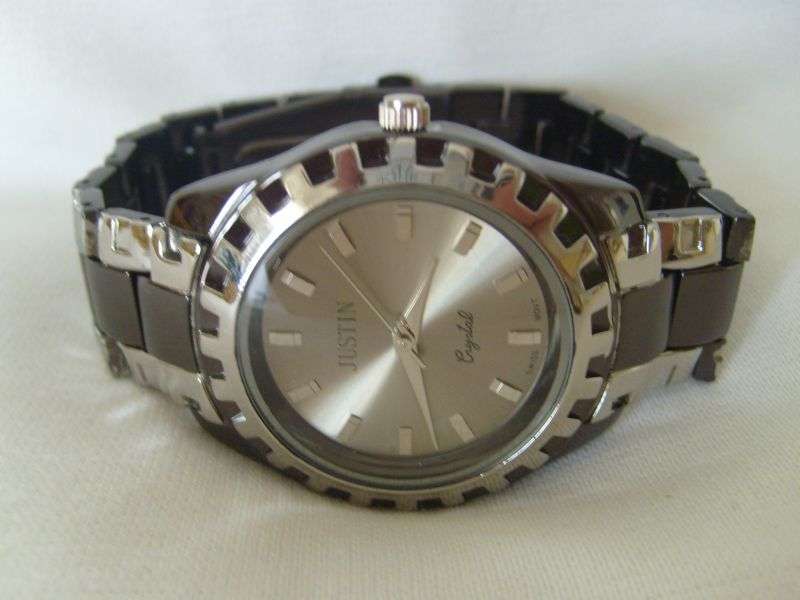 CHRISTMAS IS ON THE WAY!!!STUNNING JUSTIN STAINLESS STEEL GENT WATCH (EXELLENT QUALITY)