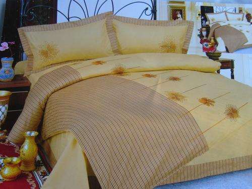 6 PICE DOUBLE BED SIZE WONDERFUL EMBROIDED DUVET COVER SET