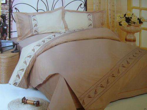 6 PIECE DOUBLE BED SIZE WONDERFUL EMBROIDED DUVET COVER SET