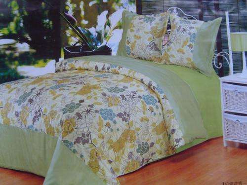 BULK SALE 4 SETS ON THE AUCTION!!!!!! 4X 6 PICE DOUBLE BED SIZE WONDERFUL DUVET COVER SET